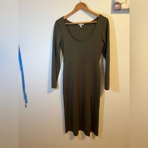 Leith Women’s Scoop Neck Long Sleeve Side Slit Midi Dress Moss green- Medium